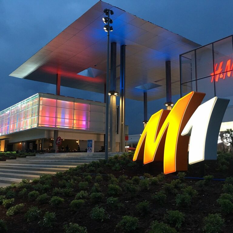 M1 ADANA Alışveriş Merkezi
